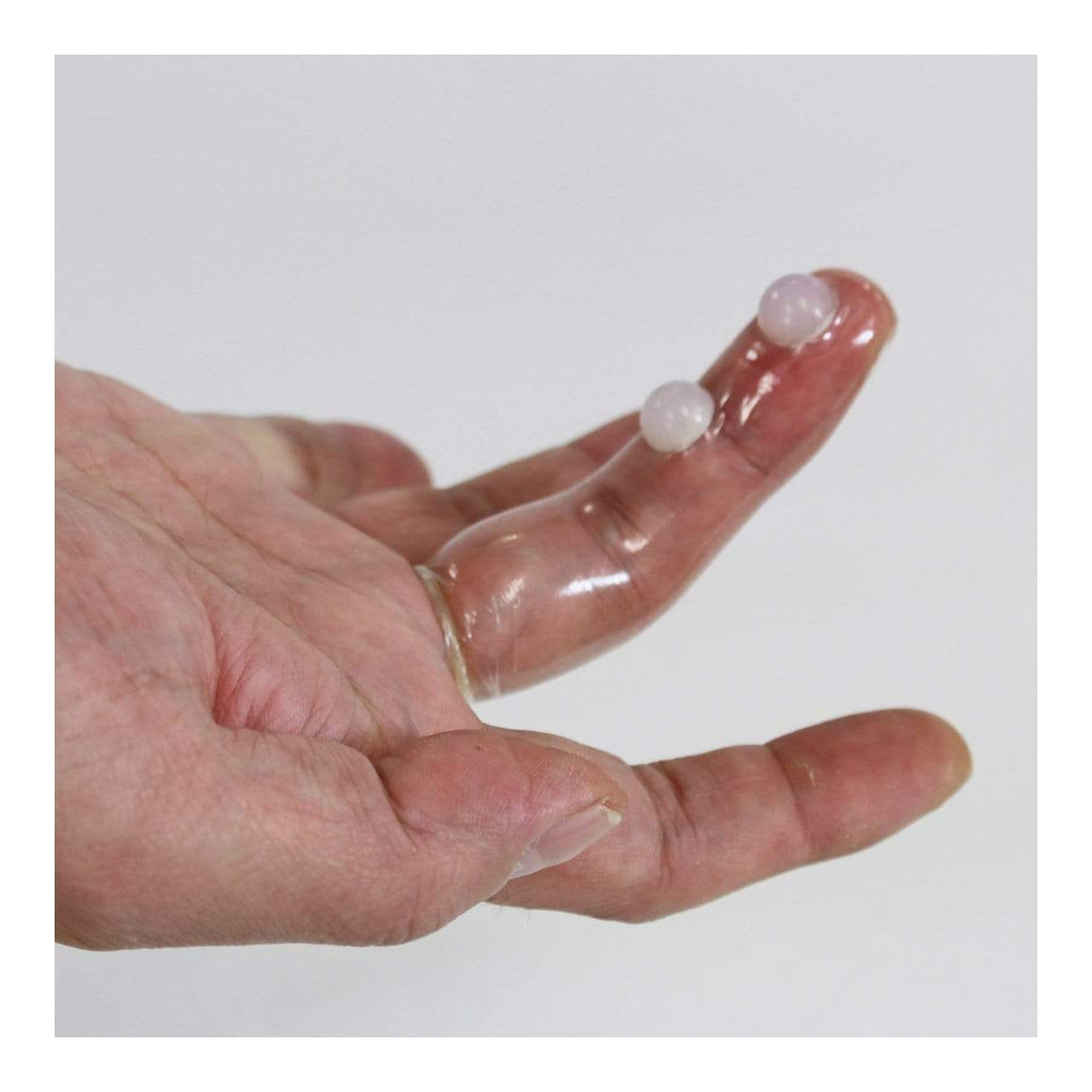 Kiss Me Love - Finger Skin DX Finger Sleeves 6 Pieces Clit Massager (Non Vibration)
