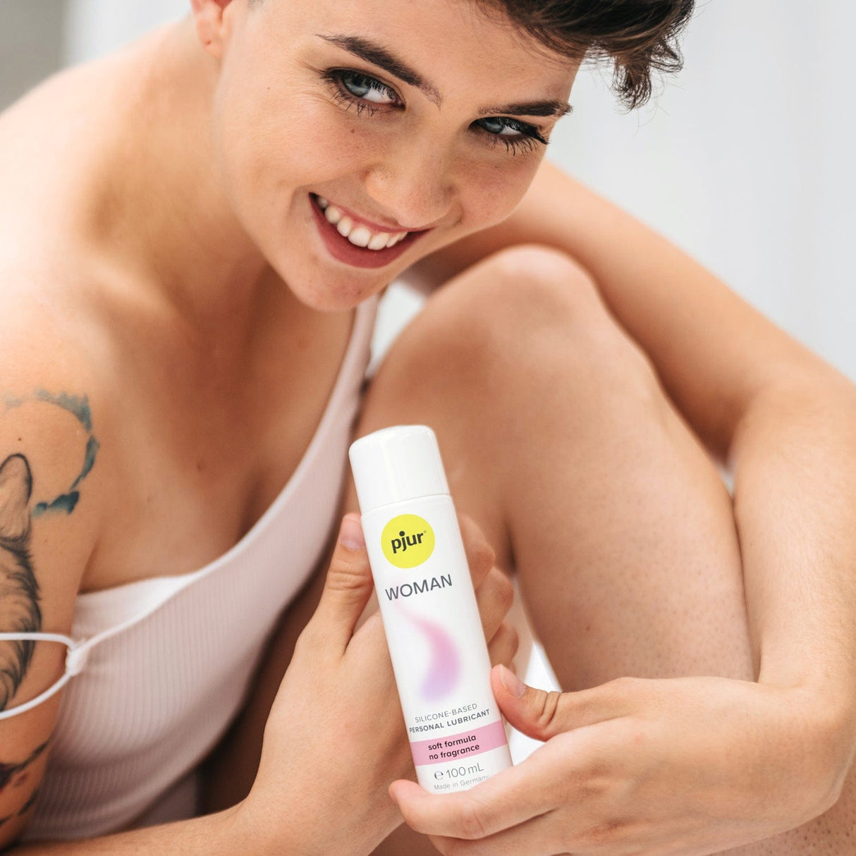 Pjur - Woman Bodyglide Silicone Based Personal Lubricant CherryAffairs