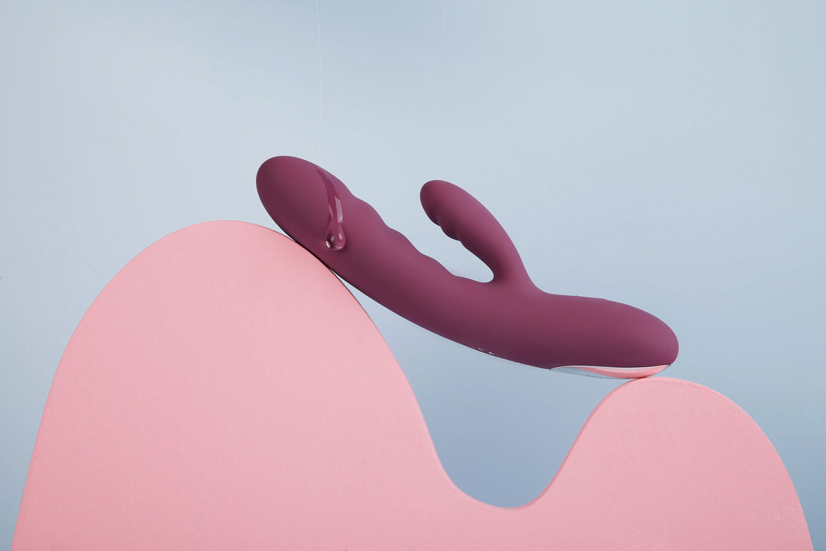 Svakom - Avery Rechargeable Thrusting Rabbit Vibrator SK1081 CherryAffairs